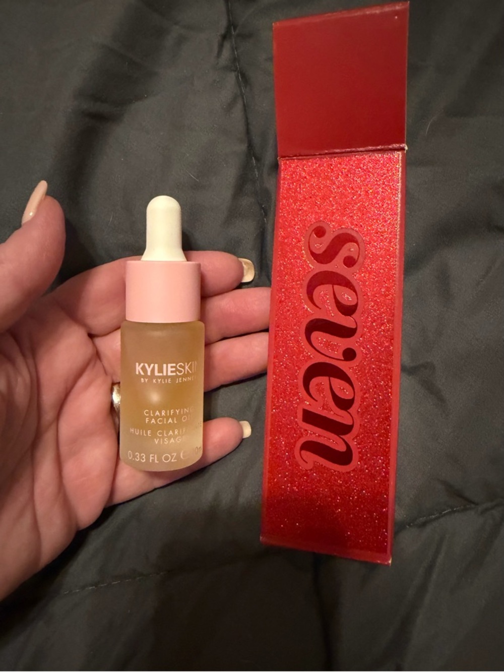 Kylie Skin Clarifying Facial Oil